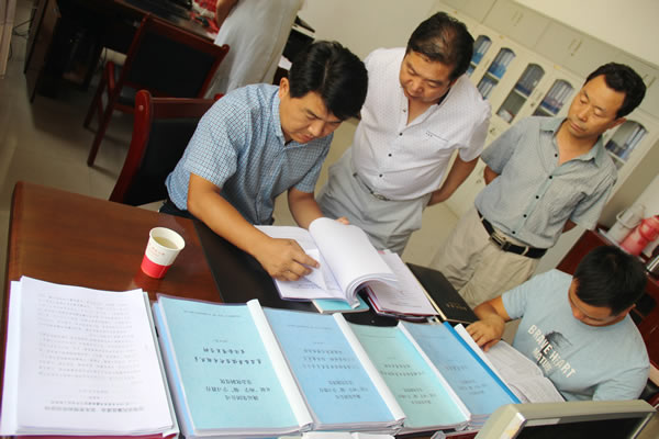 市交通運(yùn)輸局黨組書記、局長馬潤同志對隴運(yùn)集團(tuán)公司全面從嚴(yán)治黨及黨風(fēng)廉政建設(shè)進(jìn)行專題調(diào)研