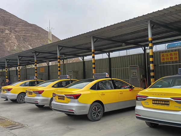 好消息！隴運(yùn)集團(tuán)武都 公交公司新能源汽車(chē)充電站對(duì)外開(kāi)放啦